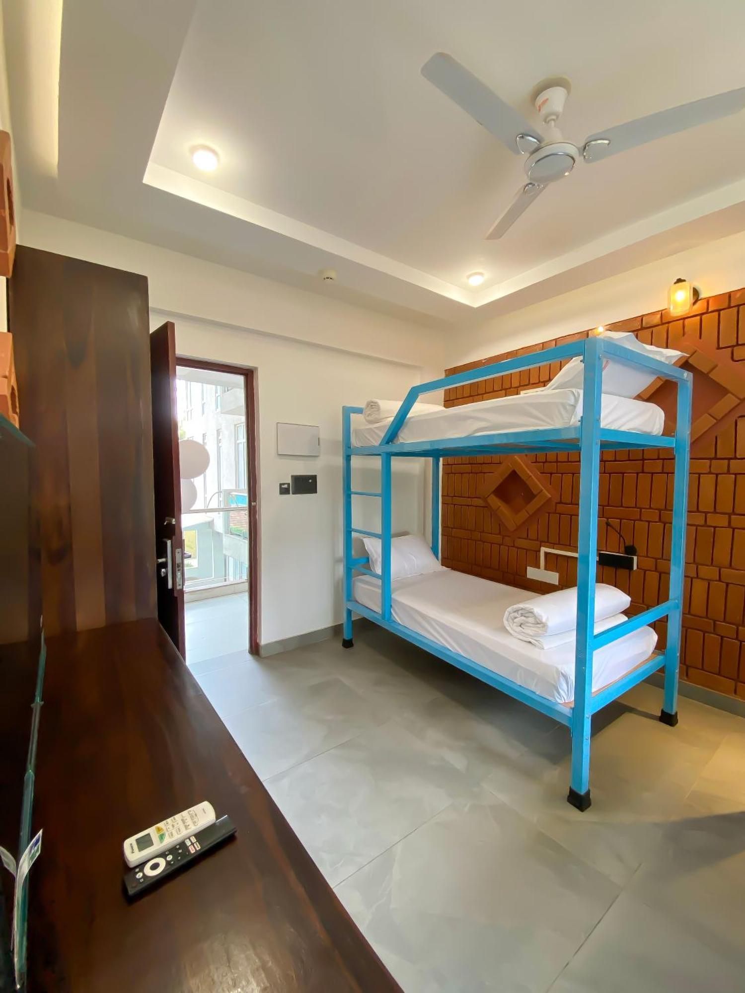 Downtown Hostels - Anjuna Luaran gambar