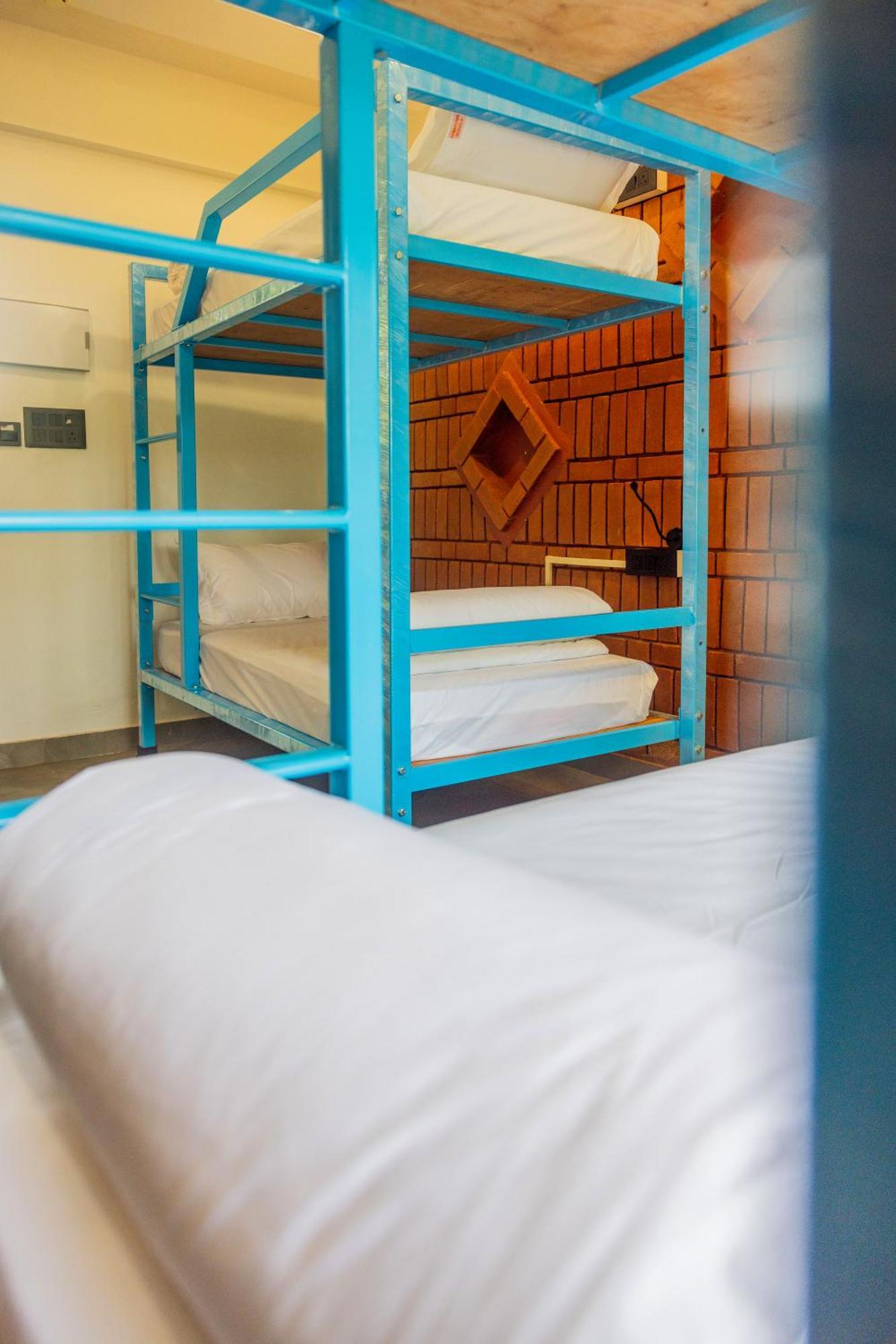 Downtown Hostels - Anjuna Luaran gambar