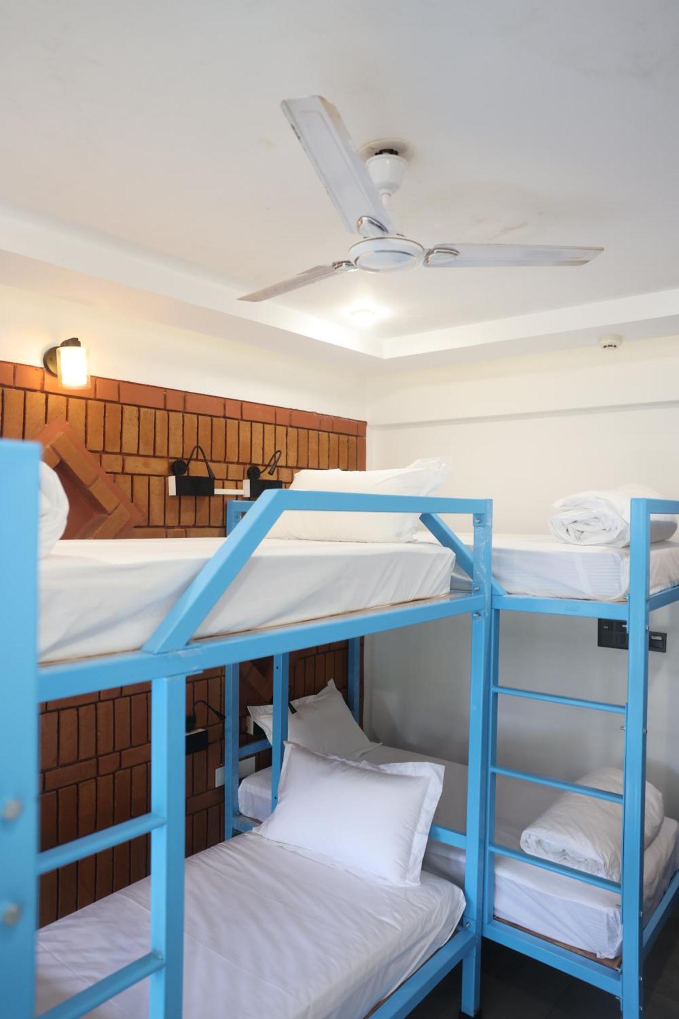 Downtown Hostels - Anjuna Luaran gambar